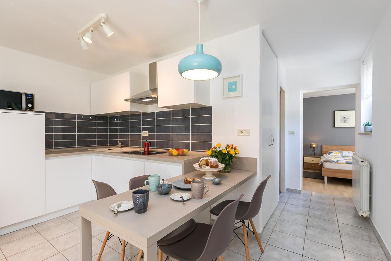 Apartments Dama Пореч Экстерьер фото