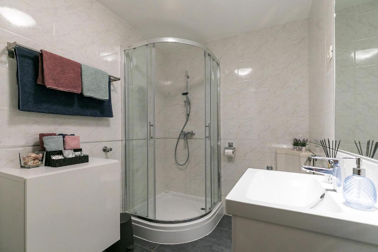 Apartments Dama Пореч Экстерьер фото