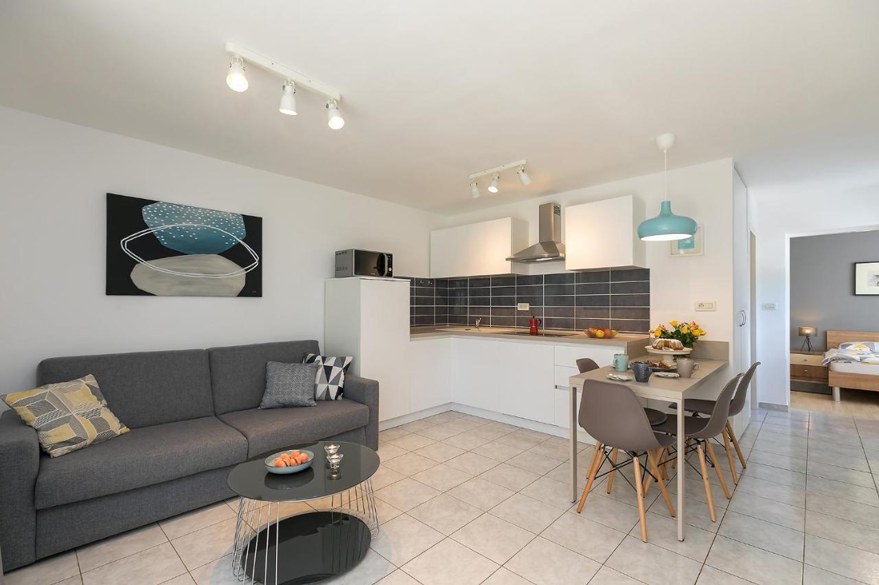 Apartments Dama Пореч Экстерьер фото