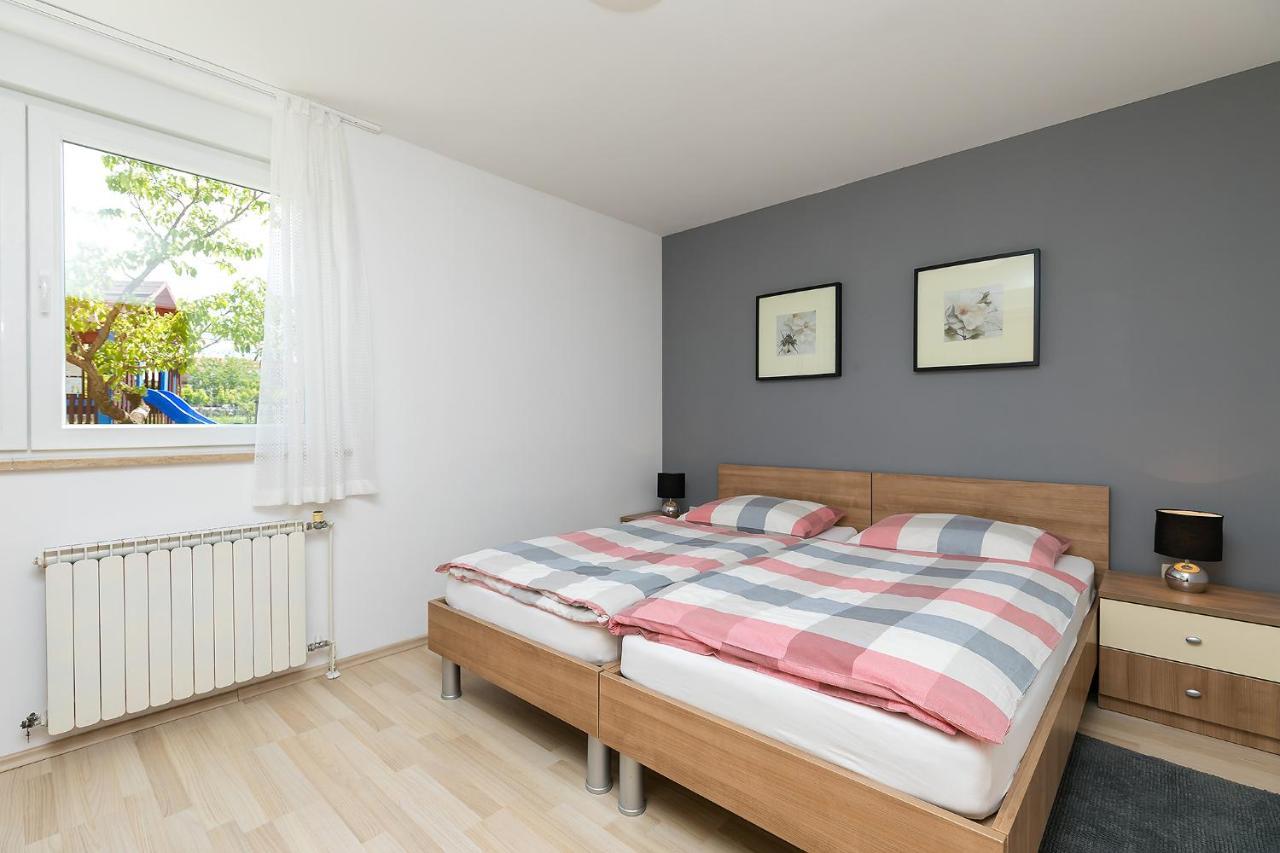 Apartments Dama Пореч Экстерьер фото