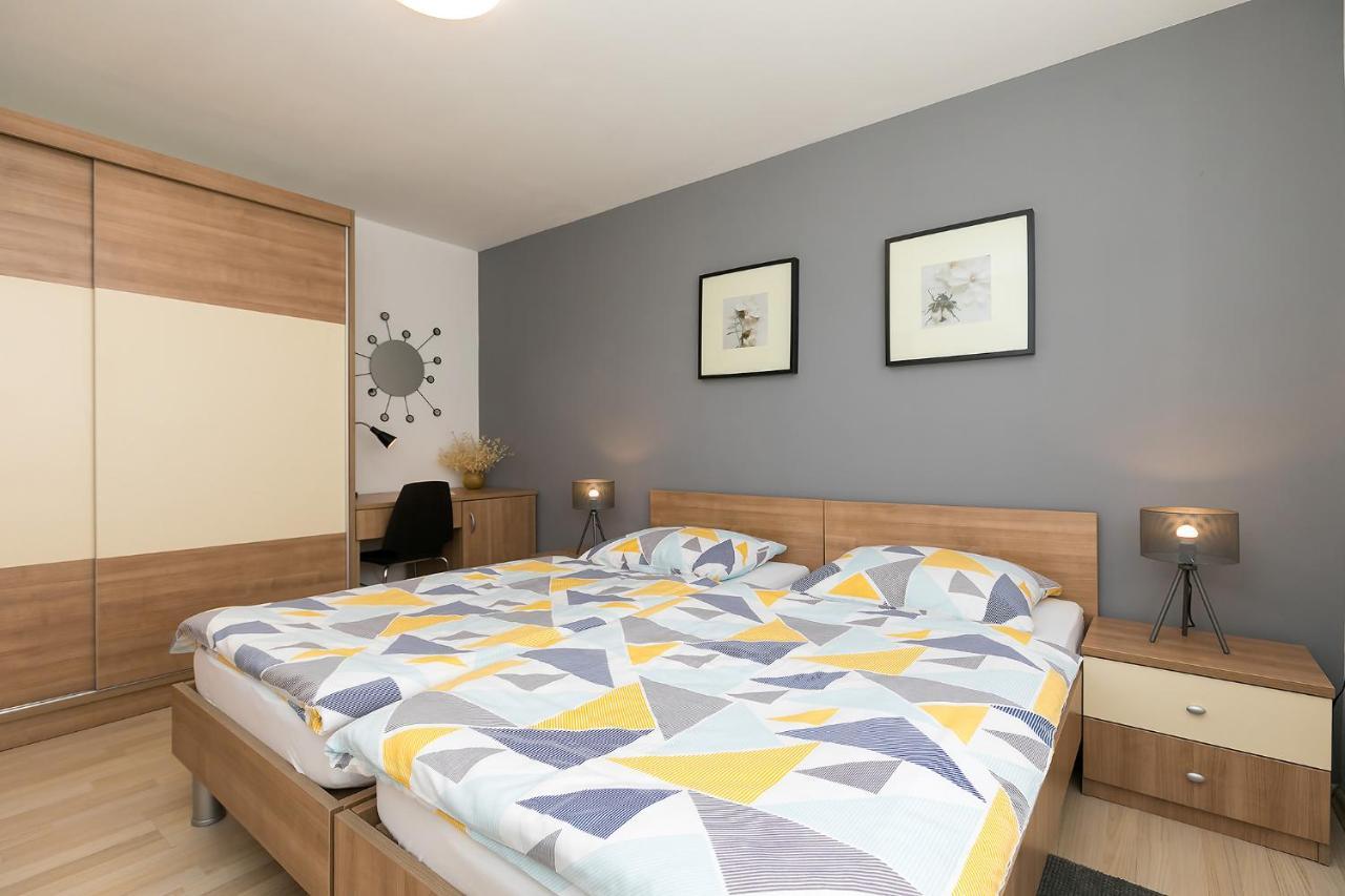 Apartments Dama Пореч Экстерьер фото