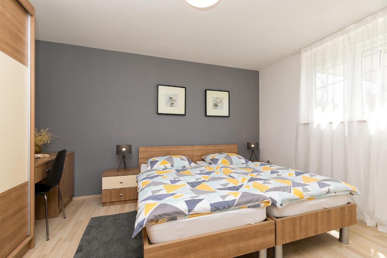 Apartments Dama Пореч Экстерьер фото