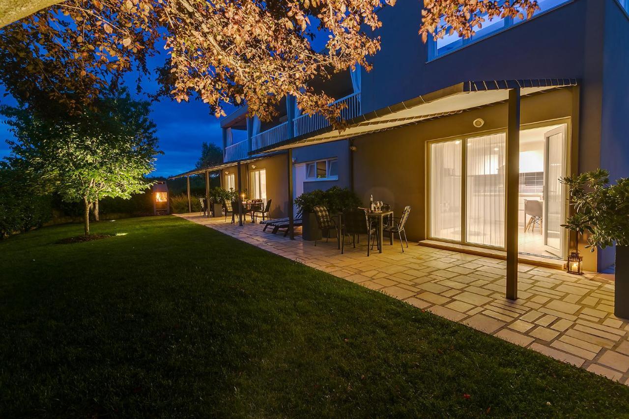 Apartments Dama Пореч Экстерьер фото