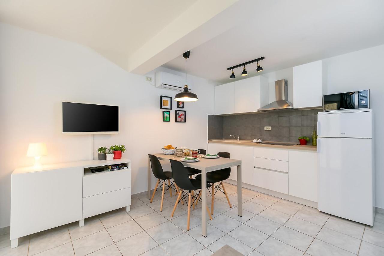 Apartments Dama Пореч Экстерьер фото